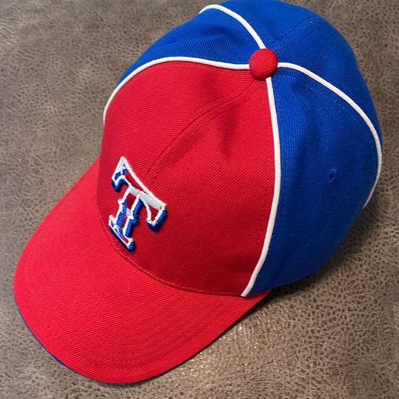 Texas Rangers Hat - Picture 4 of 6